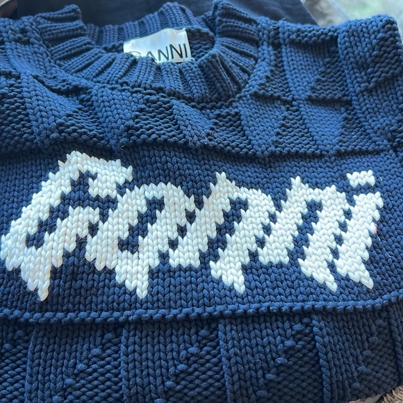 Ganni rope vest in navy size small - Picture 3 of 3